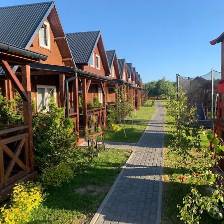 Pod Debami Wicie- Domki Drewniane Nad Morzem Wicie  Exterior foto