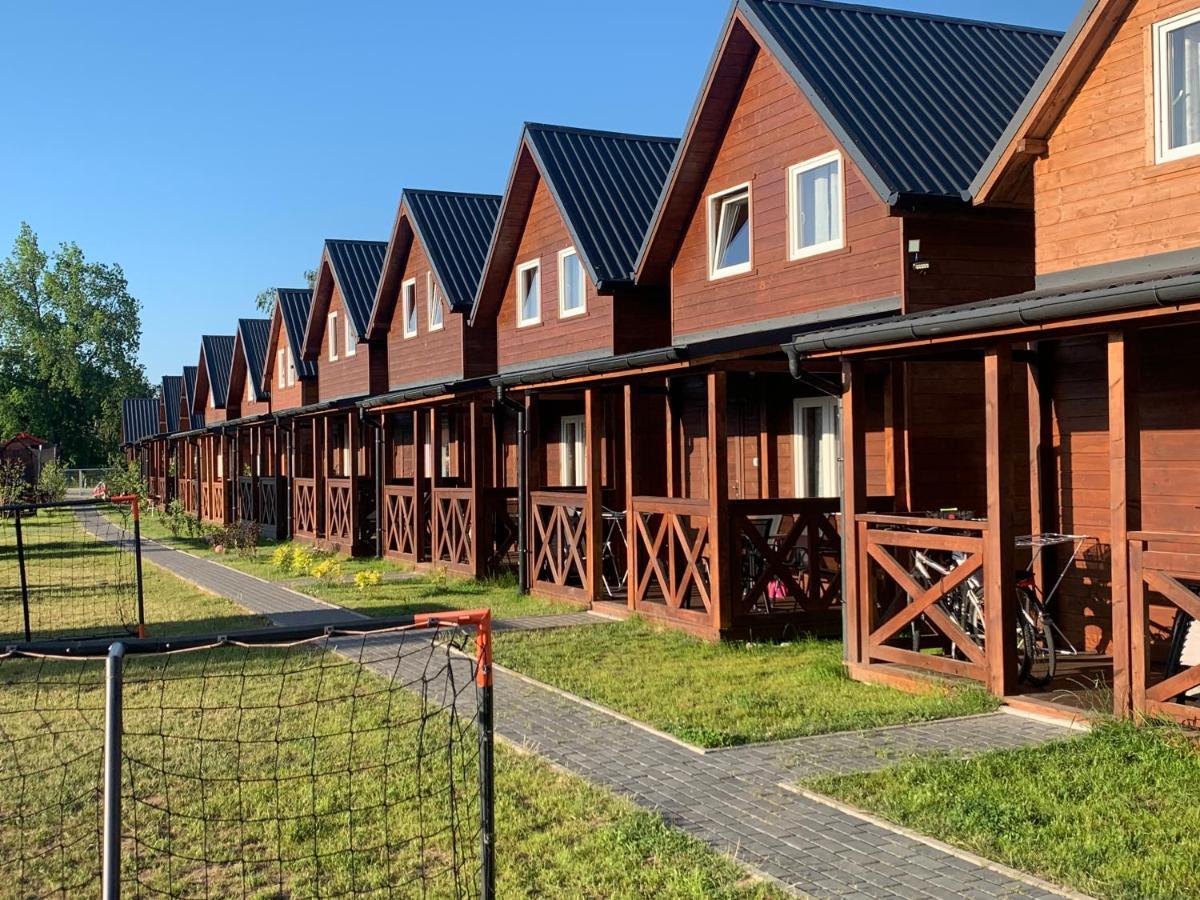 Pod Debami Wicie- Domki Drewniane Nad Morzem Wicie  Exterior foto