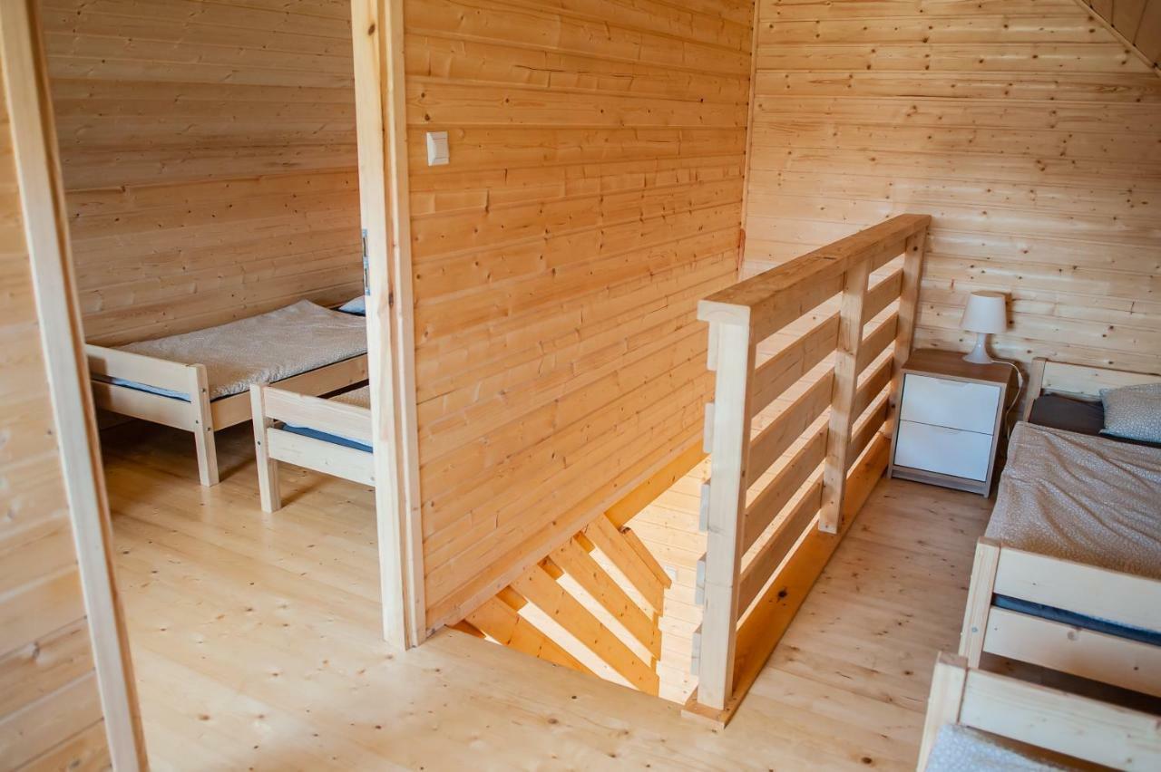 Pod Debami Wicie- Domki Drewniane Nad Morzem Wicie  Exterior foto